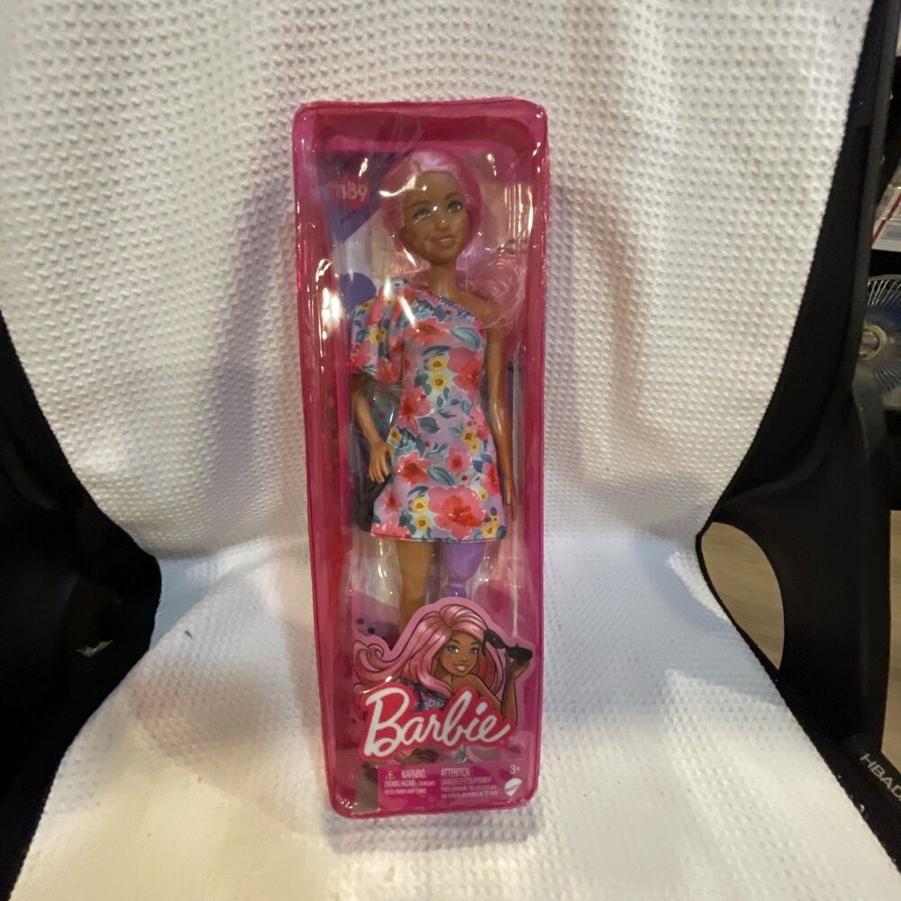Barbie Fashionistas Doll #189 Pink Hair Off-Shoulder Floral Dress Prosthetic Leg